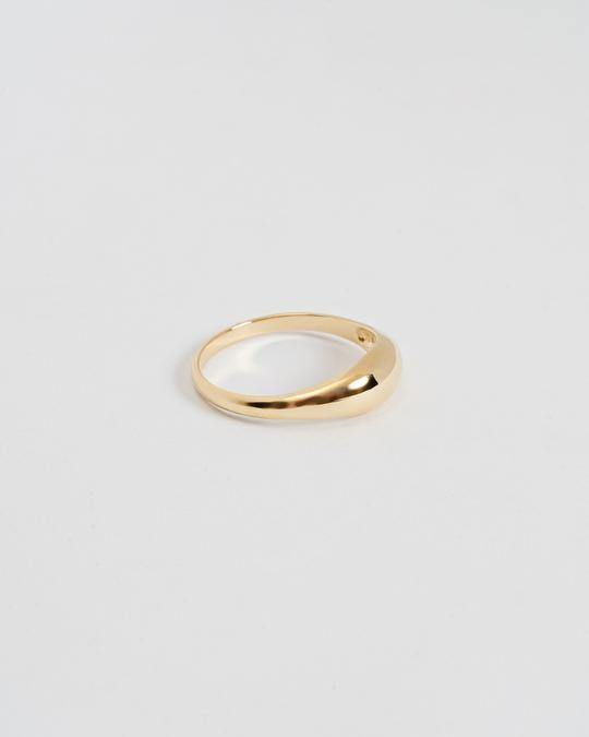 BABY DOME RING 14 KT YELLOW GOLD