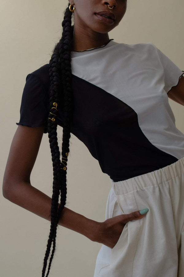 Swirl T-shirt in Black / White