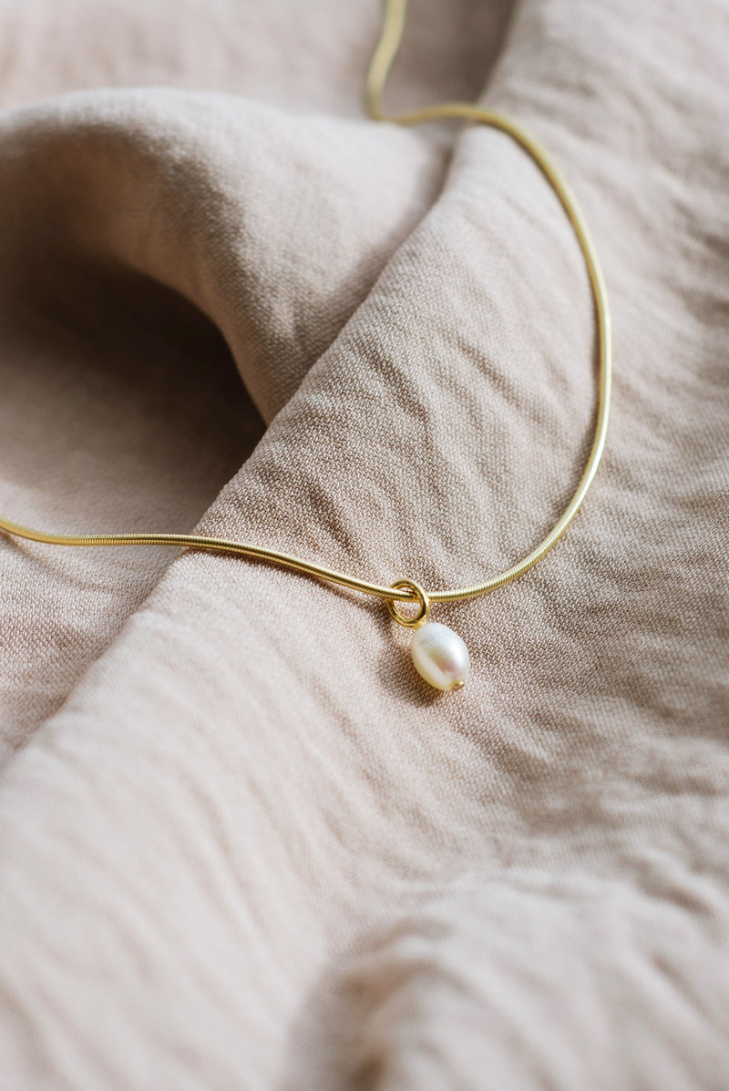 Liege Pearl Necklace, Gold