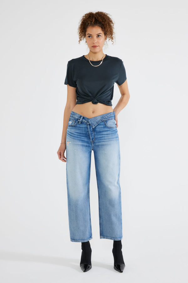 Neli Crossover Crop Jean in Castaway
