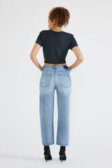 Neli Crossover Crop Jean in Castaway