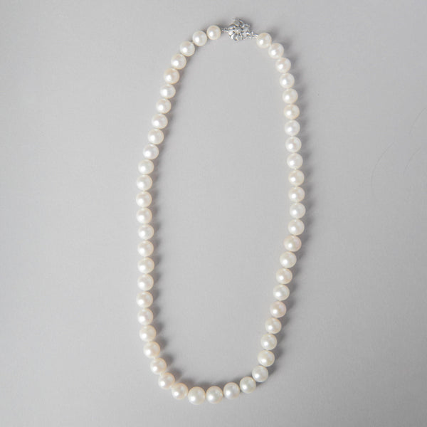 CULTURED FRESH WATER PEARL NECKLACE