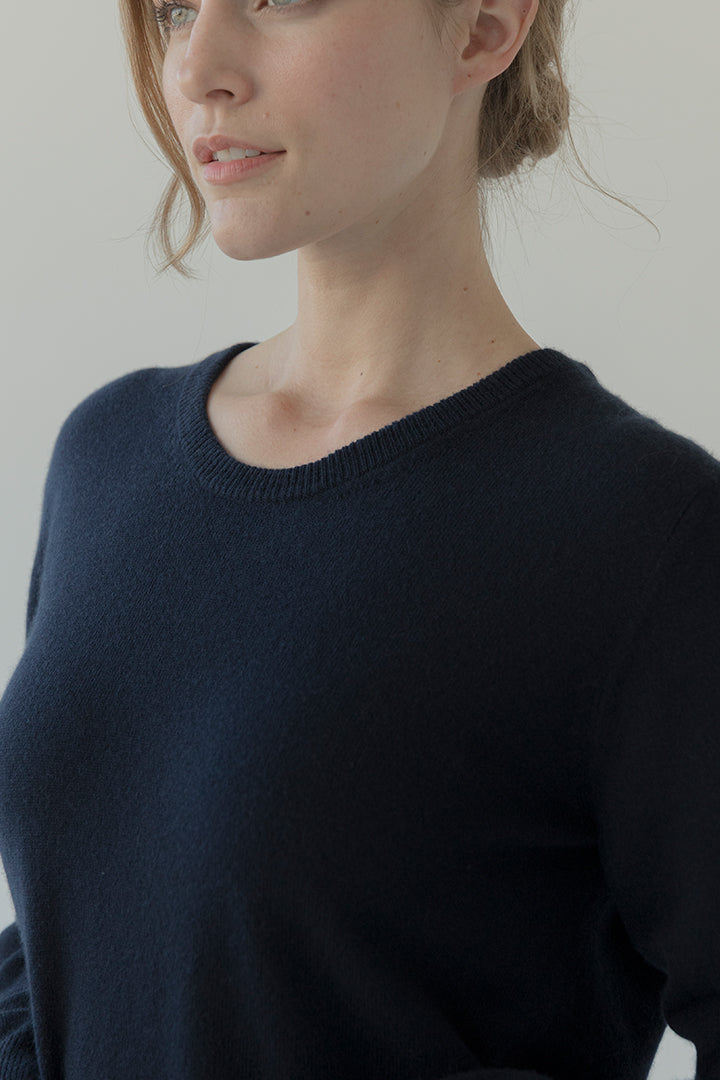 Womens Standard Crew