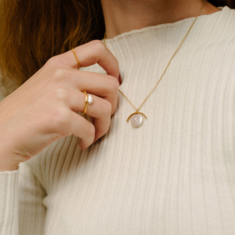 Cove Necklace