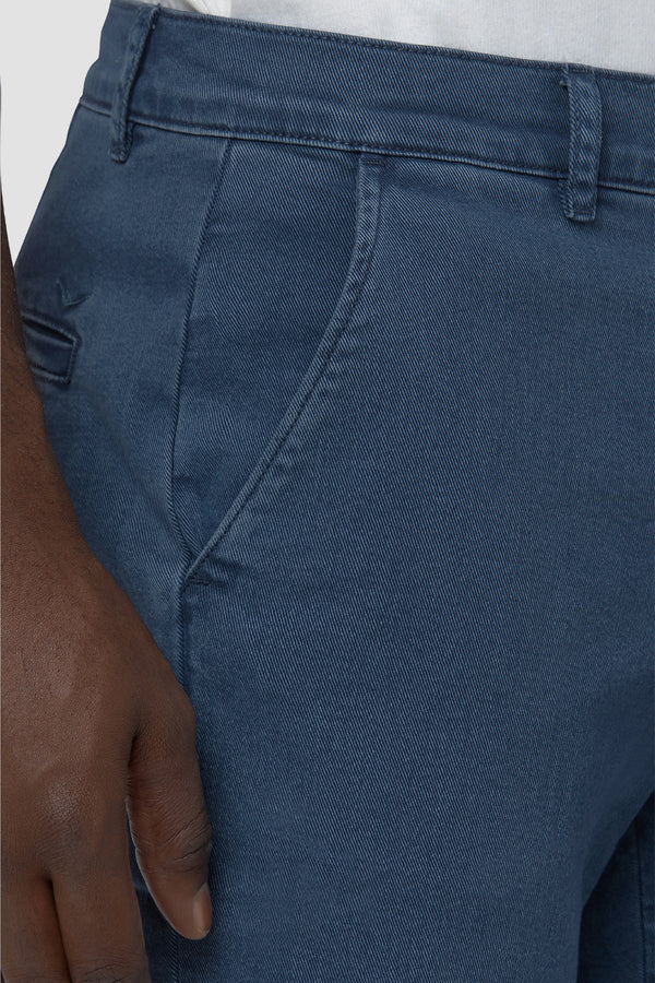 Classic Slim Straight Chino in Midnight Navy