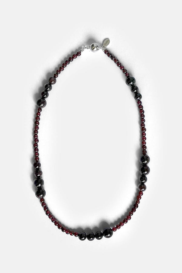 Avery Necklace in Garnet