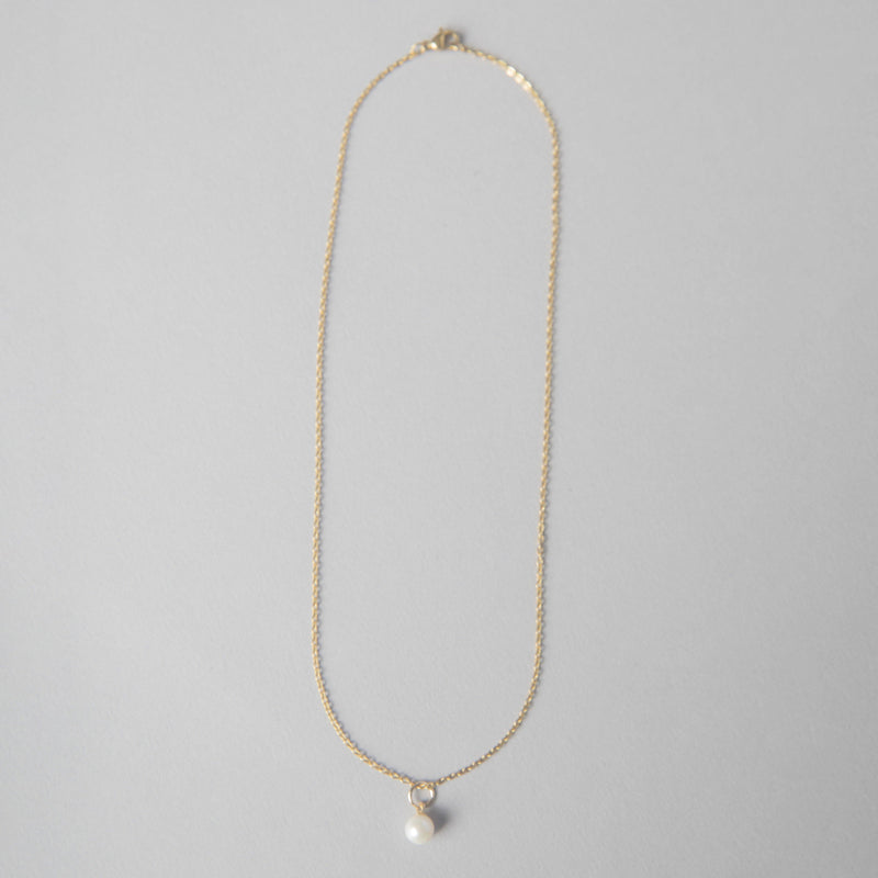 SOLO FRESHWATER PEARL NECKLACE