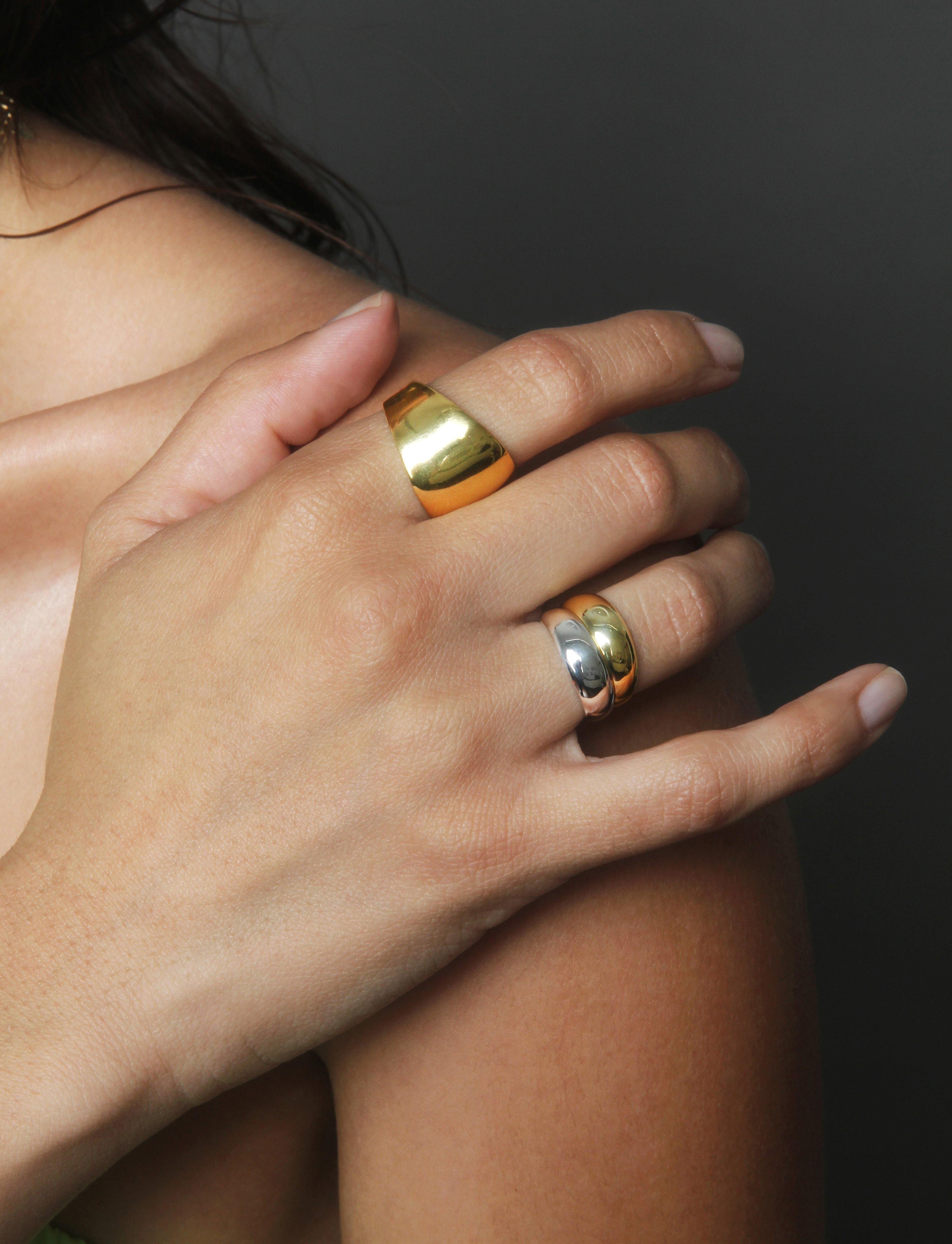 WIDE BAND RING