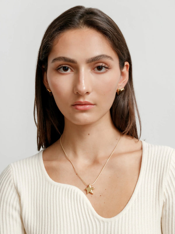 Diana Necklace in Gold