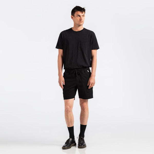 Boundry Walkshort in Dirty Black