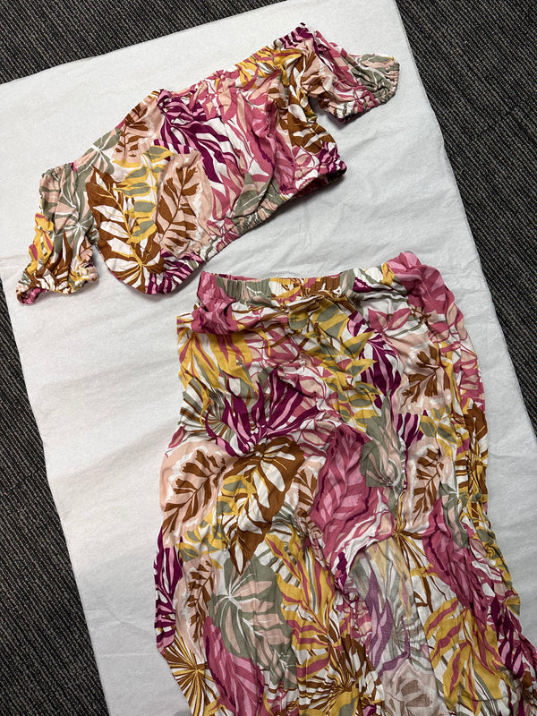 Island Floral Crop Top in Tropical