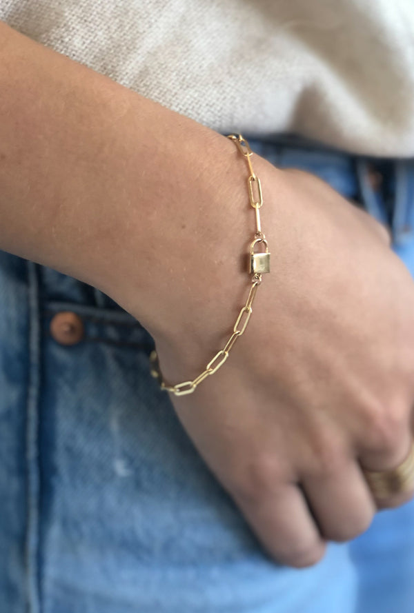 Jessa Lock Bracelet in Gold