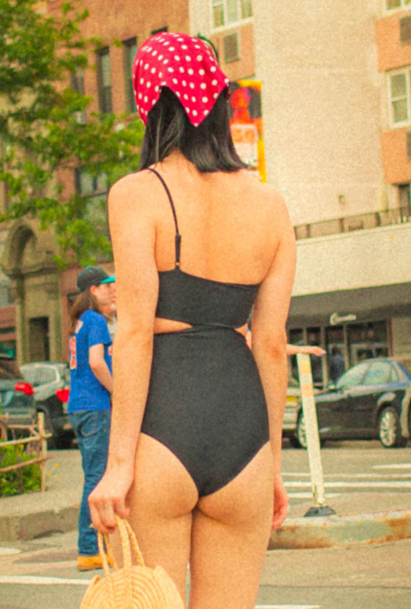 Allura One Piece