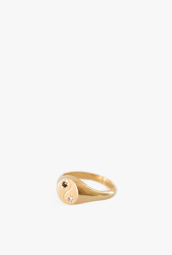 Yin+Yang Ring